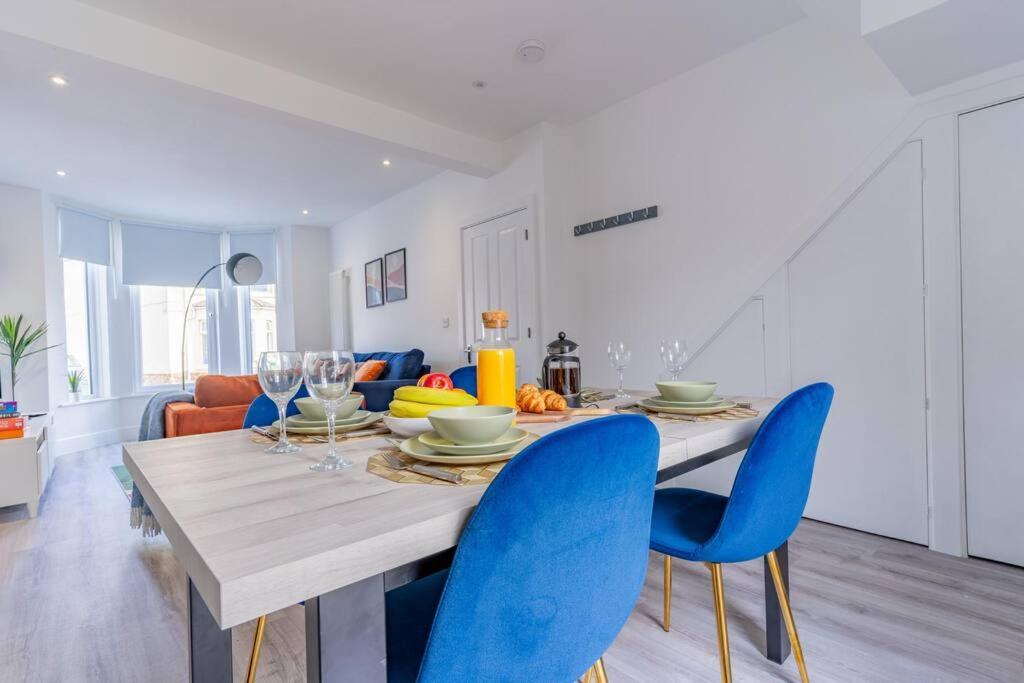 Hébergement de vacances Charming 3 Bedroom In Folkestone!